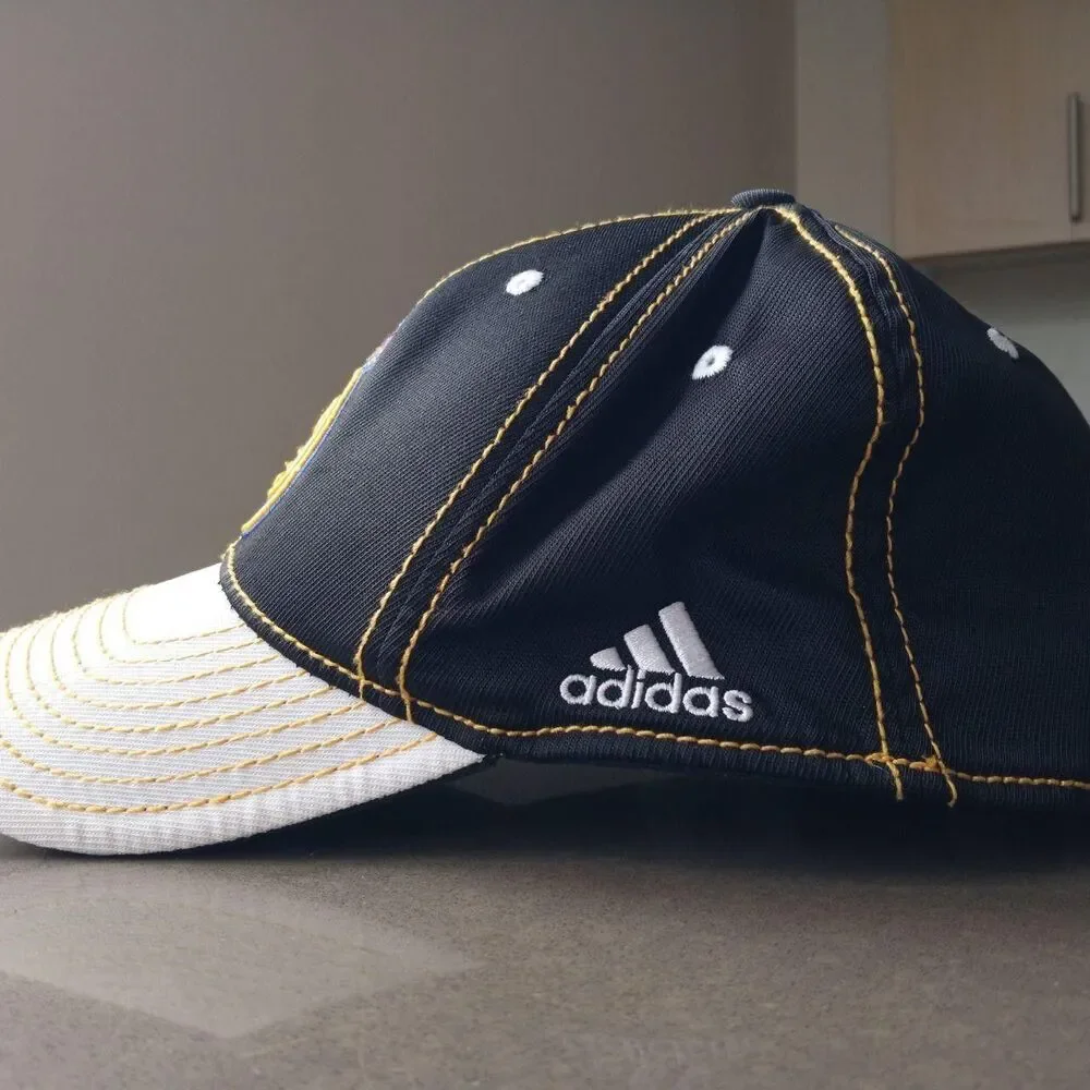 Adidas Real Madrid Navy Blue & White S/M Cap Hat